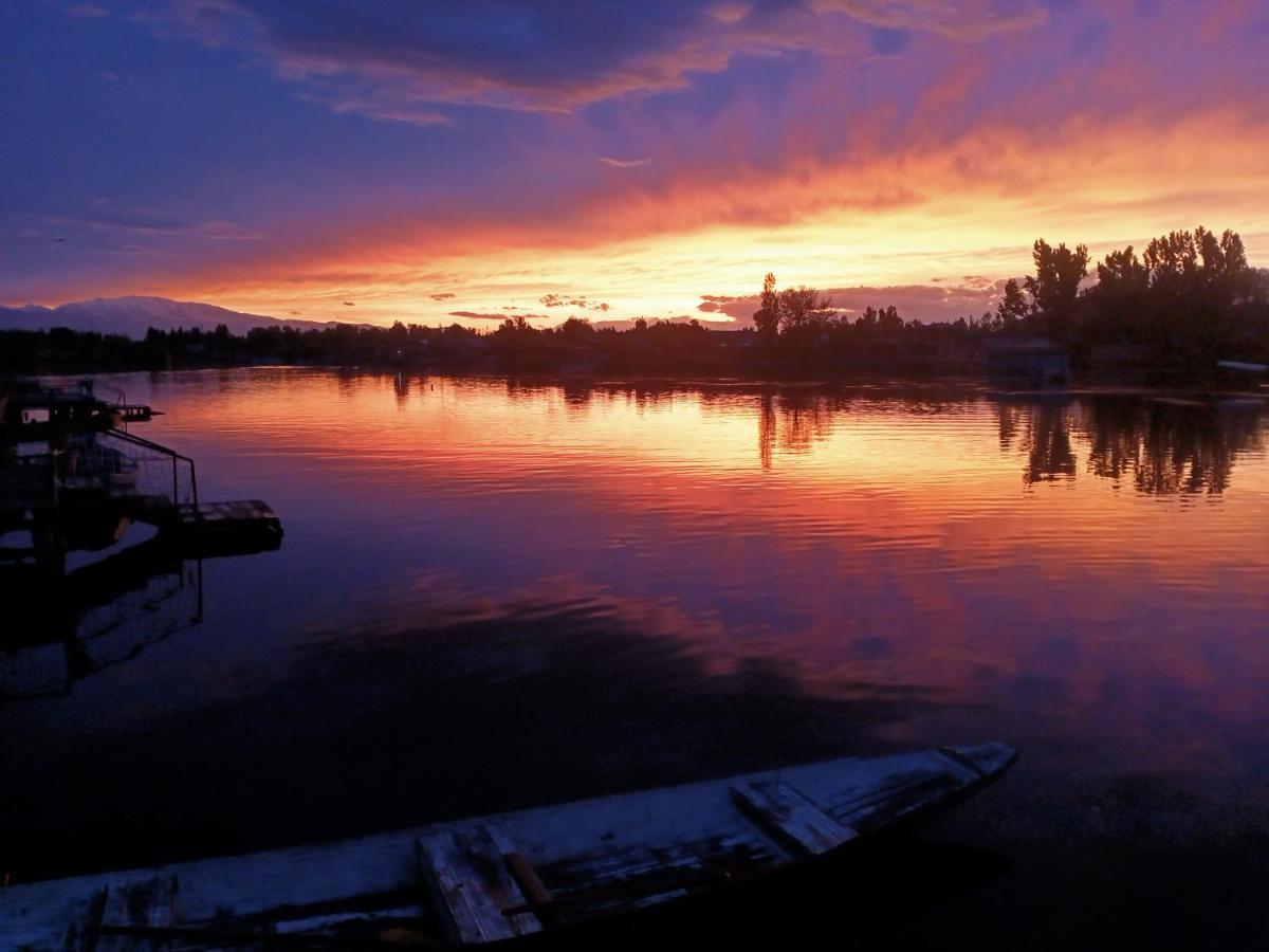 Goona Palace Houseboats Srīnagar المظهر الخارجي الصورة