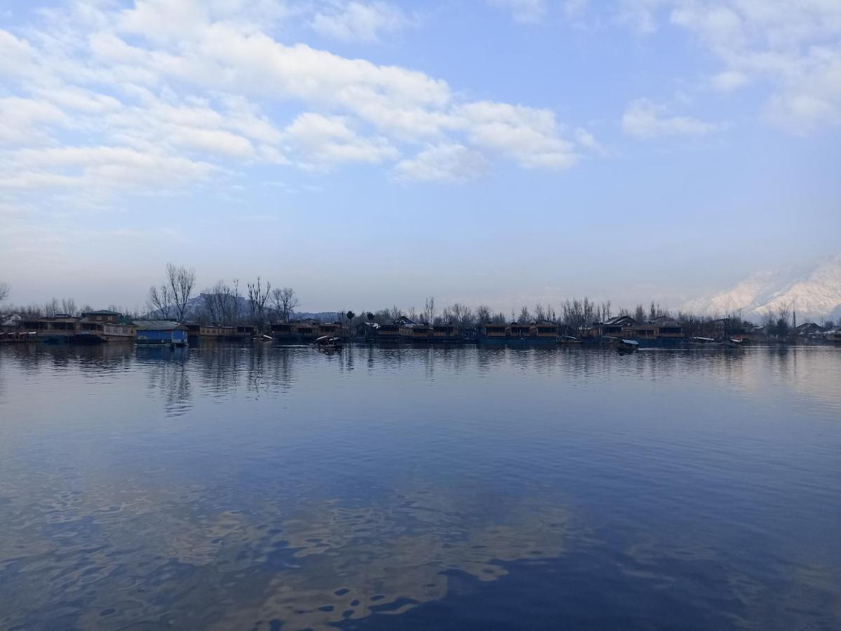 Goona Palace Houseboats Srīnagar المظهر الخارجي الصورة