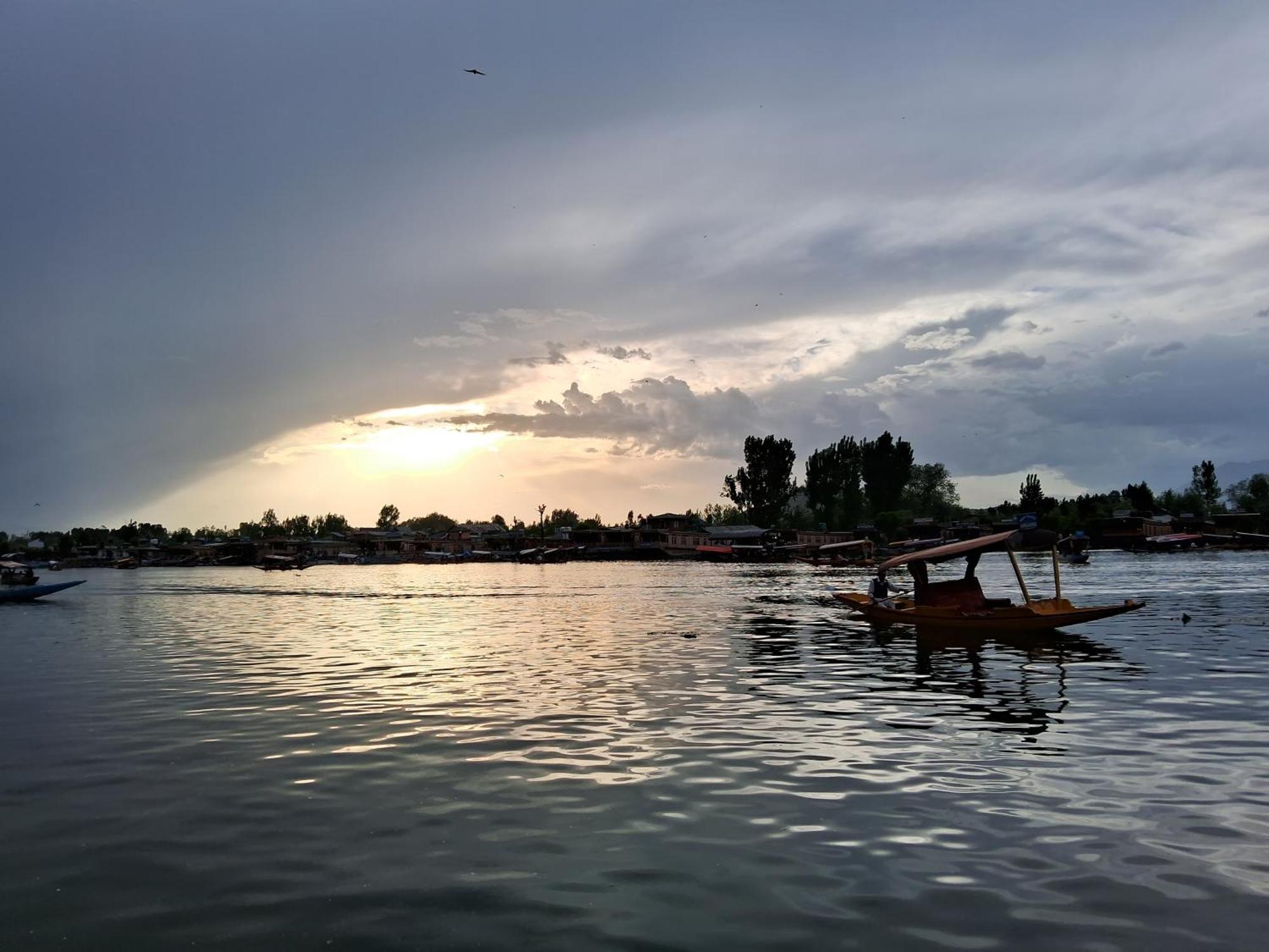Goona Palace Houseboats Srīnagar المظهر الخارجي الصورة