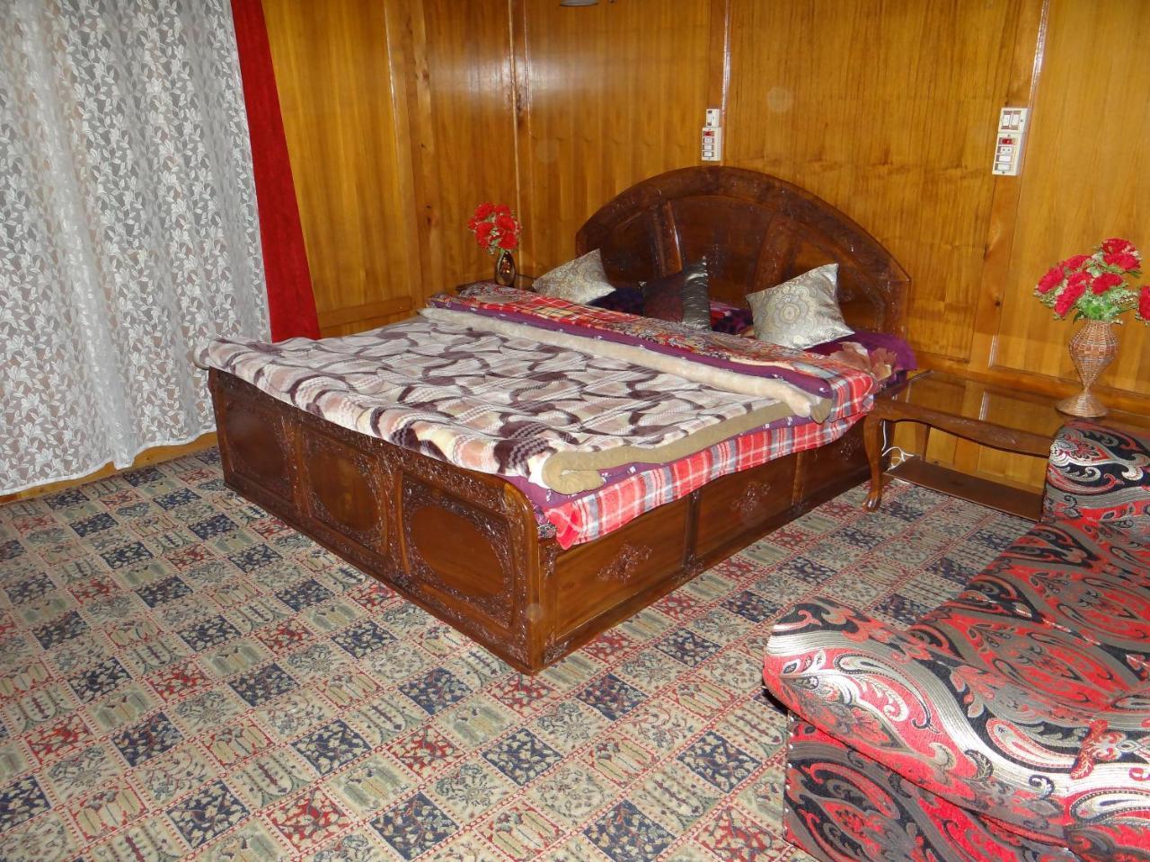 Goona Palace Houseboats Srīnagar المظهر الخارجي الصورة