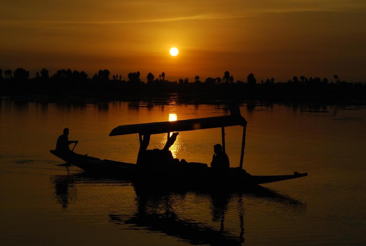 Goona Palace Houseboats Srīnagar المظهر الخارجي الصورة