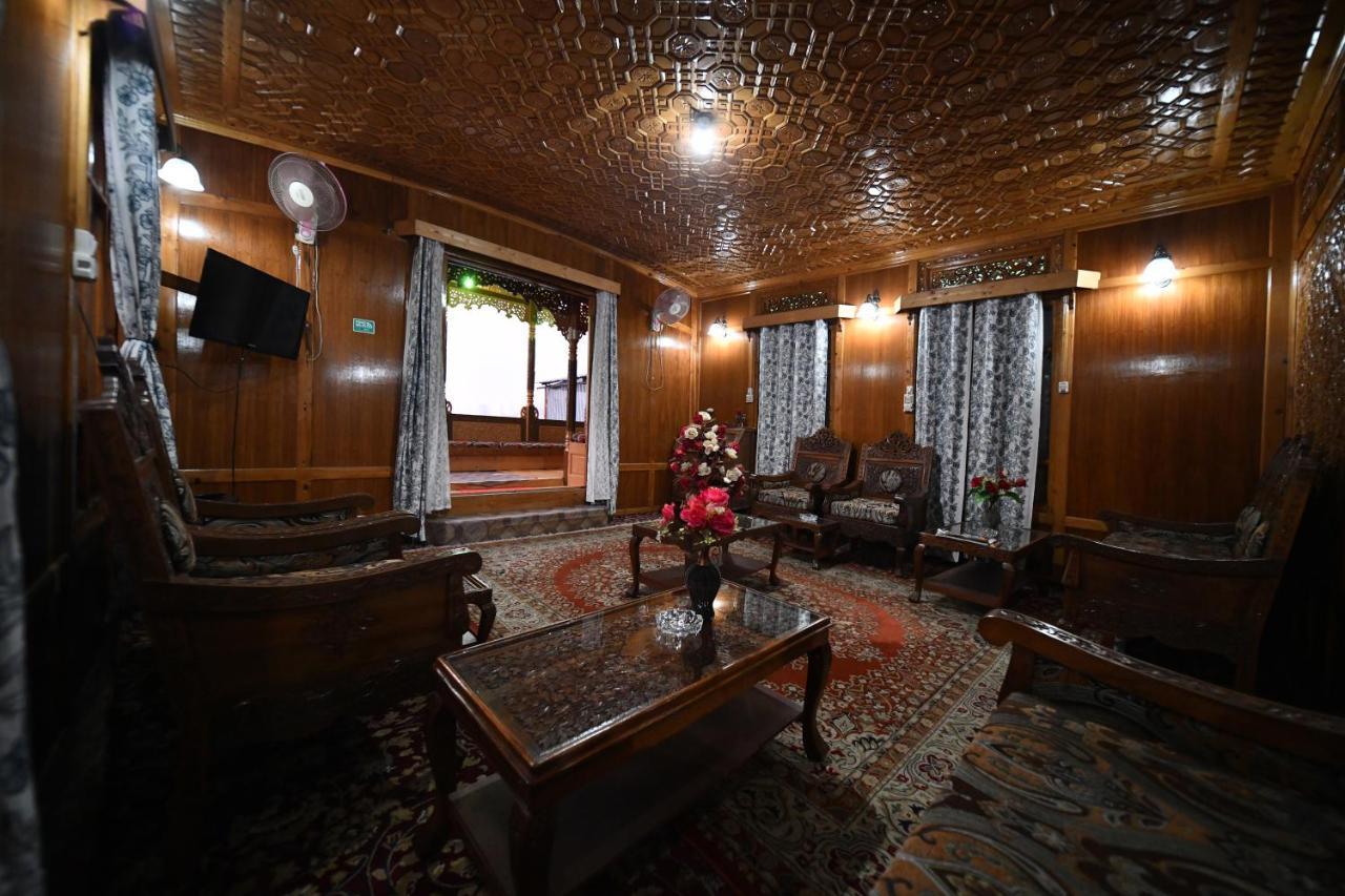 Goona Palace Houseboats Srīnagar المظهر الخارجي الصورة